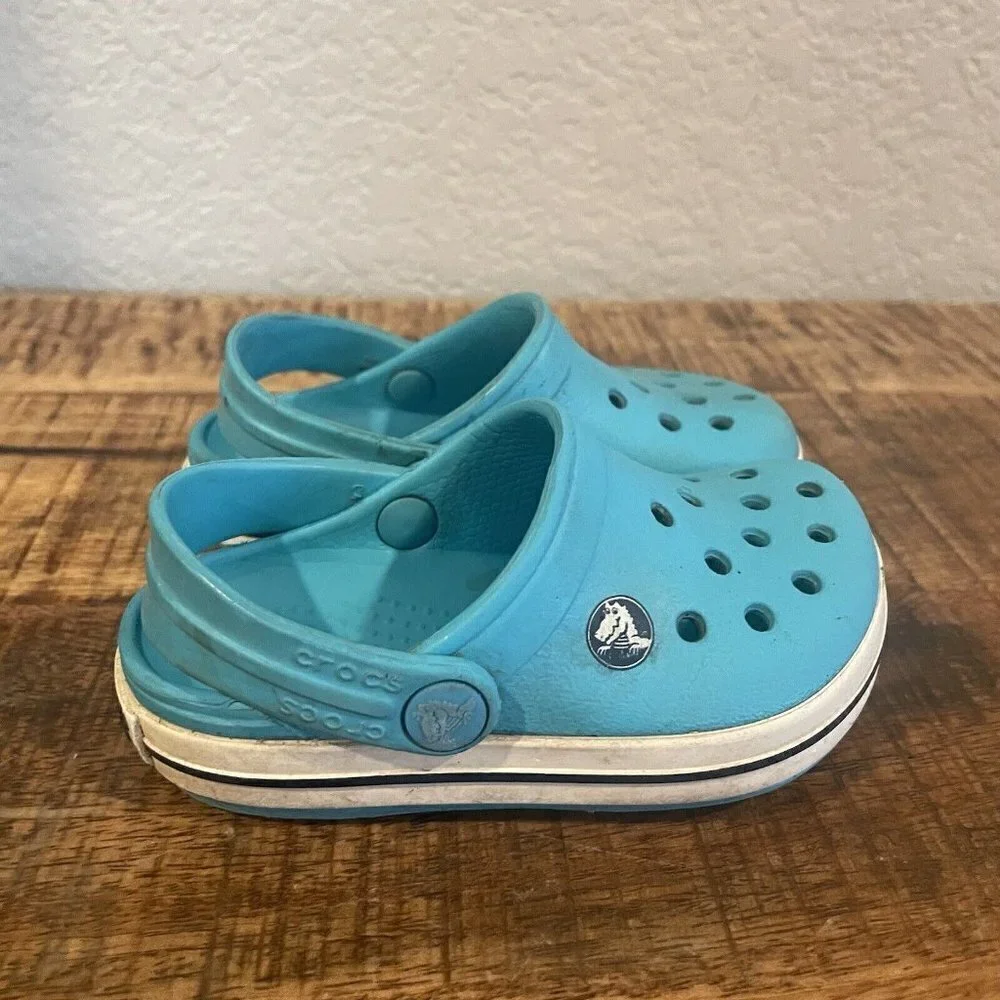 Crocs Classic Teal Blue Slip On Clogs Girls Toddler Size C4/5 4 5 Comfort Water